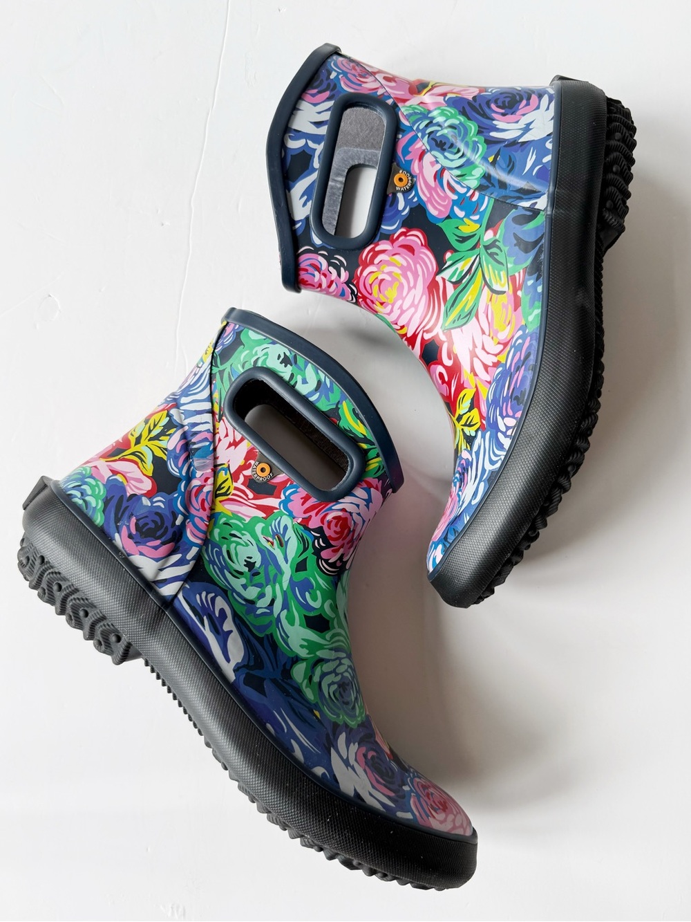 BOGS Woman Floral Rose Ankle Garden Rubber Rain Boots US6 Coastal Country Preppy